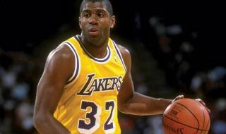 詹姆斯三双 詹姆斯三双